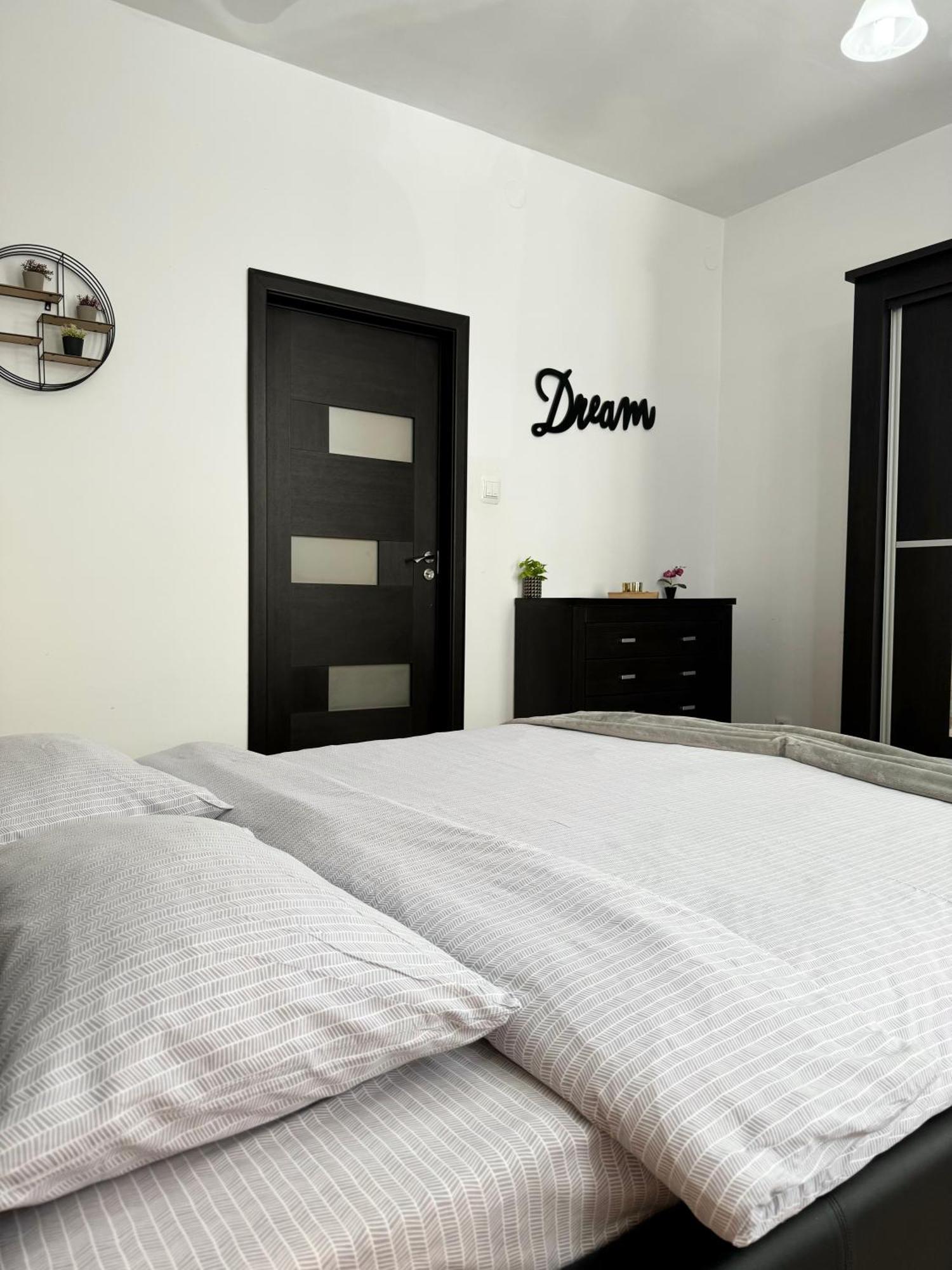 Ada'S Luxury Apartament&Studio - Old City براشوف المظهر الخارجي الصورة